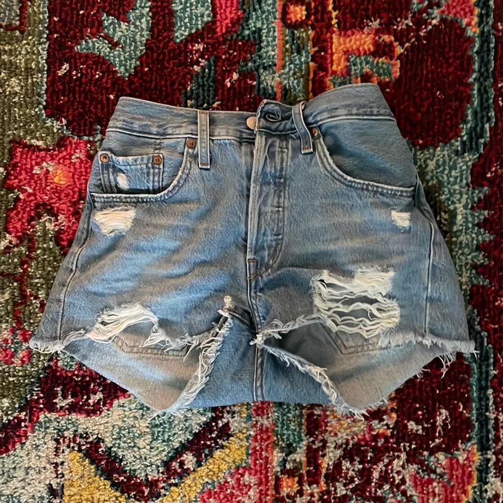 LEVIS 501 size 24